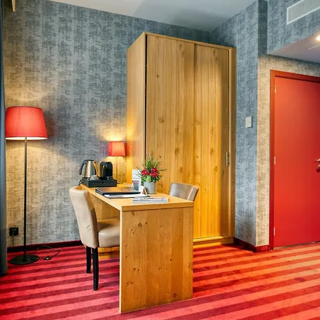 Hotel Verviers Van Der Valk Exterior photo